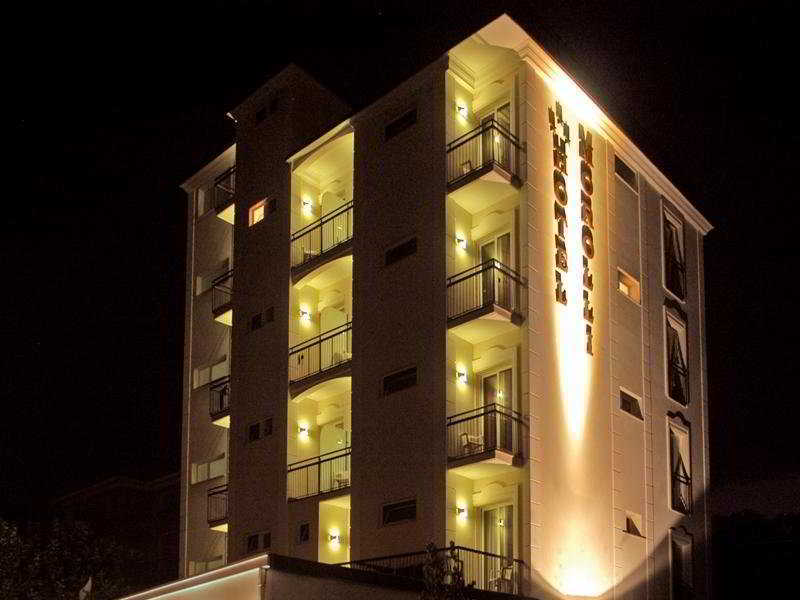Hotel Morolli 리미니 외부 사진